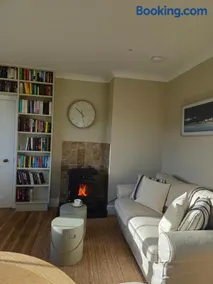 Three bedroom cosy quiet luxury in the Burren Wild Atlantic Way - Image 4