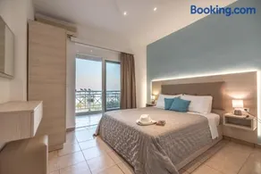 Stegna Bay Apartment - Image 1