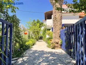 New Poseidon Apartments & Studios - Image 2