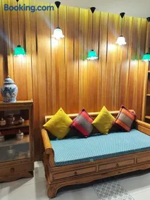 CozyHouse near MRT QSCC Convention Center 4BR 10ppl - Image 4