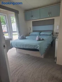 JLUX Lodges - Image 2