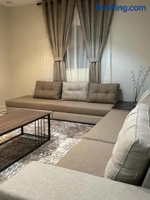 شقق واجنجة سمو بالعلا - Image 3
