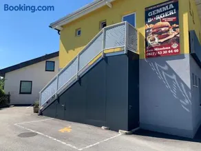 Wohnung mit 5 Zimmern für bis zu 10 Personen - Image 1