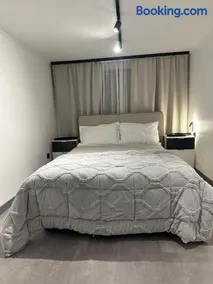 Lux Apartament - Image 4