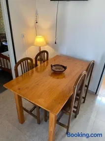 3 BDRM APART NEAR THE SEA! GREAT FOR KIDS! - Image 2