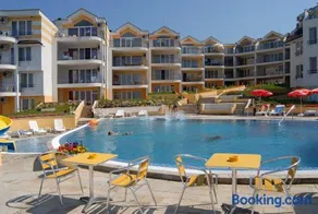 Apartments in Complex Panorama - Image 1
