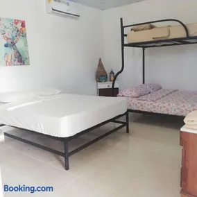 Tortuga Hostal - Image 2