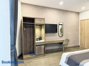LION 6 HOTEL - Image 2