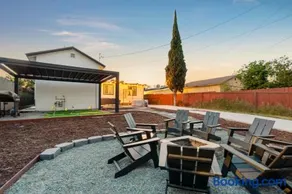 Triple Hot Tub Heaven Fire Pit and Game room - Image 1