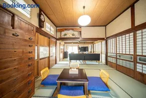 Fujiクロスゲートハウス 離 -HANARE- - Image 1