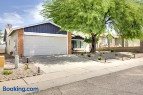 Tuscon Vacation Rental < 1 Mi to Golf Course! - Image 1