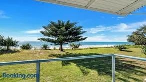 COTTAGE FRANGIPANI - Wooli, NSW - Image 1