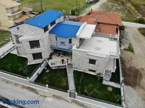 PEGASUS sea view Luxury apartments - Image 1