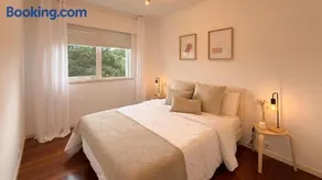 VIVIENDA OLGA, piso tranquilo con parking a 10 min de Santiago - Image 1