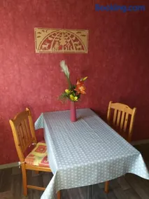 80 qm Apartment, zwei Schlafzimmer und eigener Parkplatz - Image 5