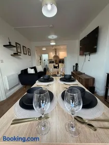 Ivory Apartments - Image 3