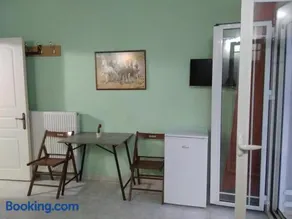 Valta's Room 3 - Image 2