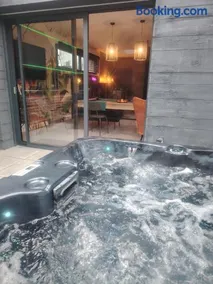 Station des Plaisirs LOVEROOM - Image 4