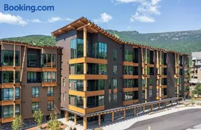 420- 4 bedroom Treehouse Condo - Spruce Peak - Stowe Mt Resort - Ski in Ski Out - Image 3