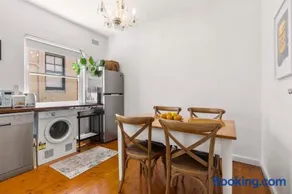 Dazzling harbour views near watsons bay & bondi - Image 4