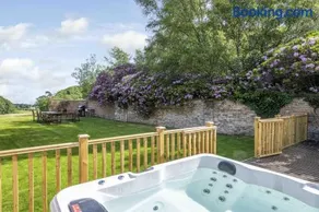 7 Bed in Northrepps oc-n32549 - Image 2