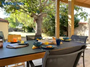 Villa Paulownia - à 1,2km des plages - tout confort au coeur du bourg - Image 2