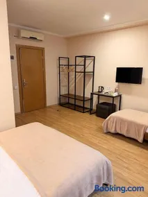 Passage Hotel - Image 2