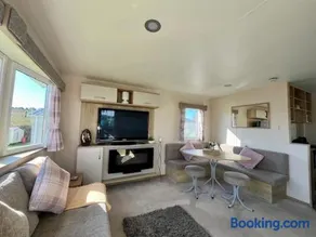 Weymouth Bay Haven, Preston Road - Image 2