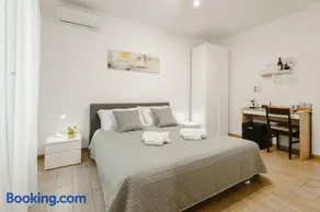 G21 Guest House - Image 1