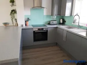 Aisla Cottage • East Cowes • Isle of Wight - Image 4