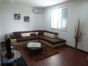 Villa Aurora Appartamento in villa con piscina - Image 1
