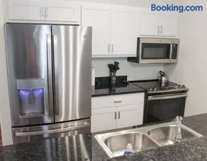 Main Street Sun Prairie WI - 2 Bedroom - Image 2