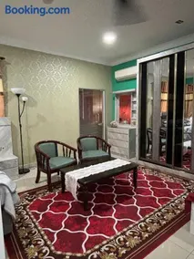 Farshada Homestay - Image 4