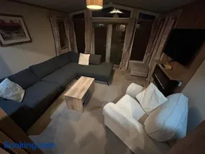 Silver Birch Lodge - Image 5