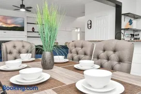 Stylish 4 Bedroom home in Richmond Houston Area - Image 2