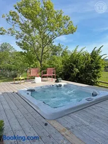 Charmante maison de famille au calme, 5 chambres, jacuzzi - Image 2