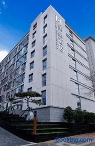 Mehood Elegant Hotel Xi'an Big Wild Goose Pagoda Tang Dynasty City - Image 1