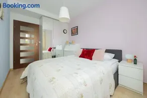 Family Apartment with Parking in Pruszków by Noclegi Renters - Image 3