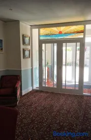 Loggans Lodge - Image 5