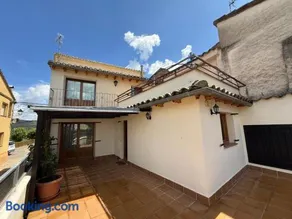 Vila Mont Rebei - Image 1