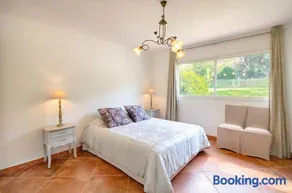 Villa spacieuse avec piscine à Coti-Chiavari - Image 4