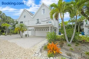 Saltwater Palms - Image 3