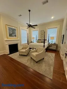 Captain Jacks Guest House - Image 3
