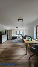 Ruhiges Ferienzimmer mit eigenem Bad am Waldrand - Image 3