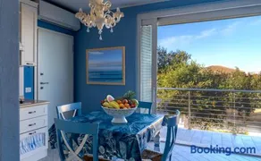 APPARTAMENTO AZZURRO FRONTE MARE - Image 4