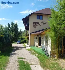 Vila Gest - Image 1