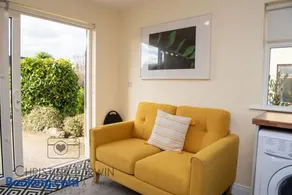 The Snug - Image 3