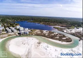 LUXE Doin' Grayt Easy Beach Access 4 Bikes Pool Pets Sleeps 12 - Image 5
