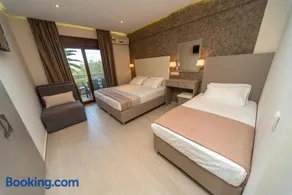 Villa Diamantis Apartments - Image 1
