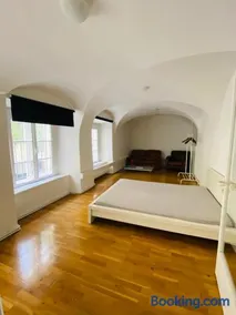 Wohnung, 3 Zimmer, eines davon Durchgangszimmer, ruhig, Graz Zentrum - Image 2